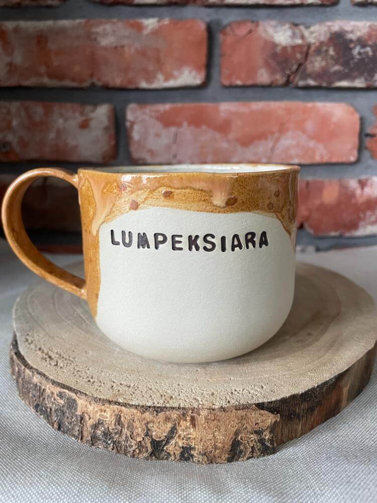 Ręcznie robiony roślinny kubek ceramiczny dla bestie, kubek dla przyjaciółki, kubek lumpeksiara lumpiara, kubek dla miłośniczki second handów, ceramika inspirowana naturą handmade